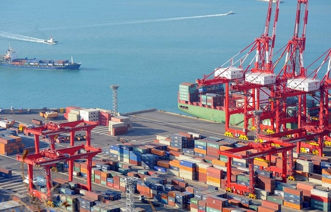 Nửa đầu tháng 9 xuất nhập khẩu hàng hóa đạt 26 tỷ USD. (Ảnh minh họa)