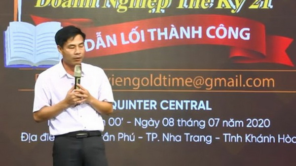 Nguyễn Khắc Đồi - Chủ tịch HĐQT kiêm Tổng Giám đốc Công ty cổ phần Tập đoàn Thời gian Vàng (Gold Time) trong một lần vận động ở Nha Trang.