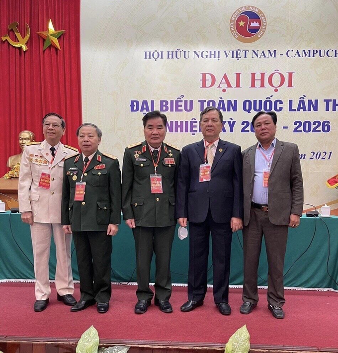 Ông Nguyễn Như Ý - TGĐ Công ty CP Synot ASEAN, ủy viên BCH Hội Hữu nghị Việt Nam - Campuchia cùng các đại biểu tại Đại hội Đại biểu toàn quốc lần thứ 5 nhiệm kỳ 2021-2026 Hội Hữu Nghị Việt Nam - Campuchia.