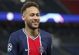 Neymar bị đề nghị ngồi tù 5 năm vì cáo buộc trốn thuế và gian lận trong thương vụ chuyển nhượng giữa Barcelona và Santos năm 2013.