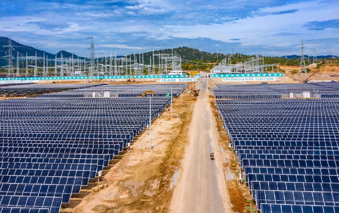 Tập đoàn Điện lực Việt Nam cho rằng việc dừng huy động điện mặt trời Trung Nam là do quy định của Bộ Công Thương.