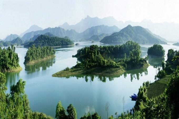 Thái Nguyên vừa thông báo tổ chức bán đấu giá quyền sử dụng đất, lựa chọn nhà đầu tư thực hiện dự án Khu du lịch nghỉ dưỡng quốc tế 5 sao Hồ Núi Cốc, giai đoạn 1.