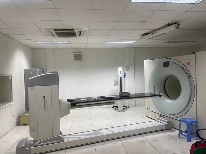Nhiều máy móc tại Bệnh viện Bạch Mai còn tốt, cấu hình hiện đại nhưng phải “đắp chiếu”.