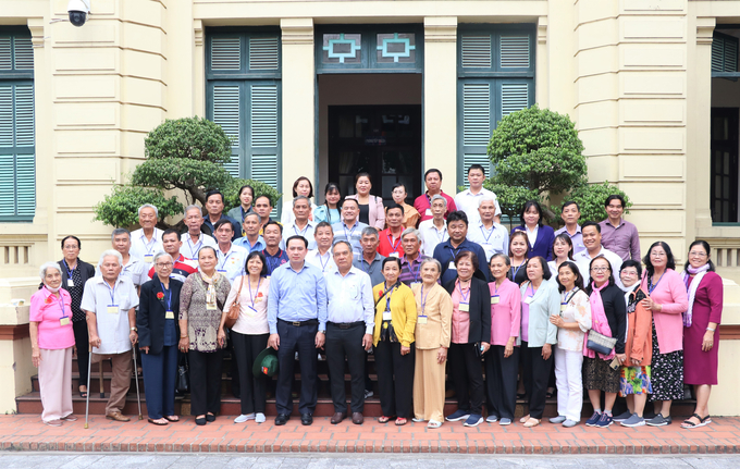 Đoàn đại biểu Người có công tiêu biểu của tỉnh Tiền Giang tại trụ sở Bộ Lao động - Thương binh và Xã hội nhân chuyến thăm thủ đô ngày 7/11/2022