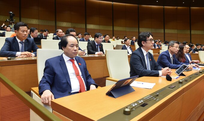 Quốc hội đã thông qua Nghị quyết về hoạt động chất vấn tại kỳ họp thứ 4, Quốc hội khóa XV.