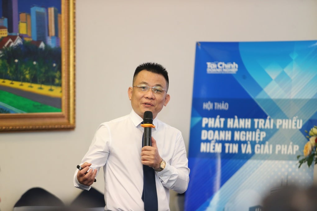 Tiến sĩ Trịnh Đoàn Tuấn Linh nhận định, mặc dù giá trị phát hành trái phiếu doanh nghiệp (TPDN) Việt Nam đã tăng mạnh trong giai đoạn 2018 - 2021, tuy nhiên thị trường TPDN Việt Nam vẫn được xem là giai đoạn mới phát triển. So với những nước trong khu vực như Singapore và Malaysia thì tổng giá trị phát hành của Việt Nam vẫn chiếm tỷ lệ nhỏ.