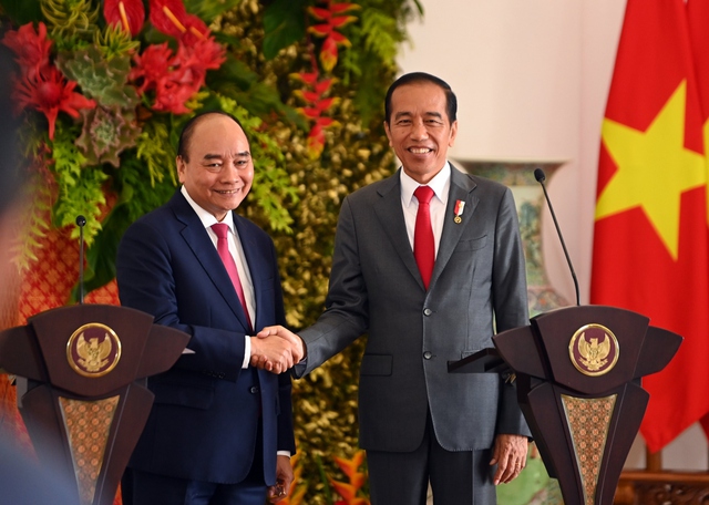 Chủ tịch nước Nguyễn Xuân Phúc và Tổng thống Indonesia Joko Widodo.