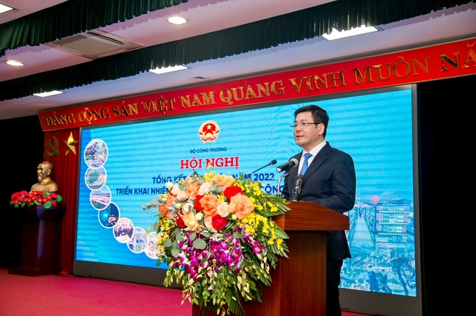 Bộ trưởng Nguyễn Hồng Diên phát biểu tại hội nghị.