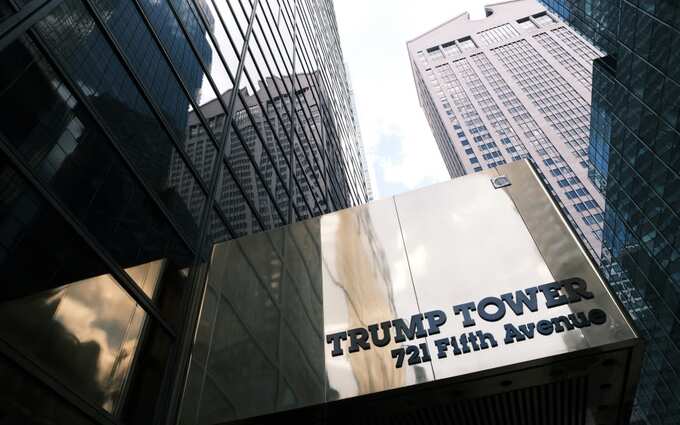 Trump Organization - đế chế kinh doanh của gia đình cựu Tổng thống Donald Trump bị phạt 1,6 triệu USD vì tội gian lận thuế.