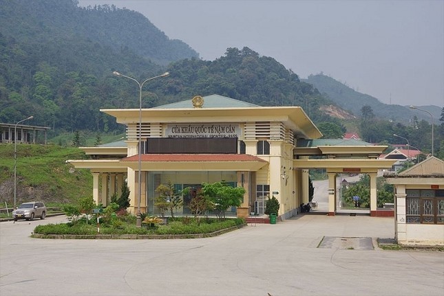 Cửa khẩu quốc tế Nậm Cắn, huyện Kỳ Sơn (Nghệ An).