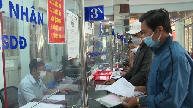 Văn phòng và Chi nhánh Văn phòng đăng ký đất đai ở Bình Phước sai phạm thu chi hơn 10 tỷ đồng.