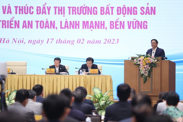 Thủ tướng Phạm Minh Chính chủ trì Hội nghị trực tuyến toàn quốc Tháo gỡ khó khăn và thúc đẩy thị trường bất động sản phát triển an toàn, lành mạnh, bền vững.
