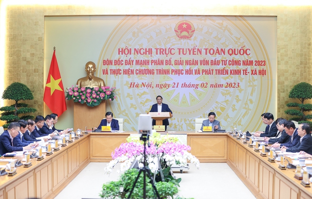 Thủ tướng Phạm Minh Chính chủ trì Hội nghị trực tuyến toàn quốc đôn đốc đẩy mạnh phân bổ, giải ngân vốn đầu tư công và thực hiện Chương trình phục hồi và phát triển kinh tế - xã hội.