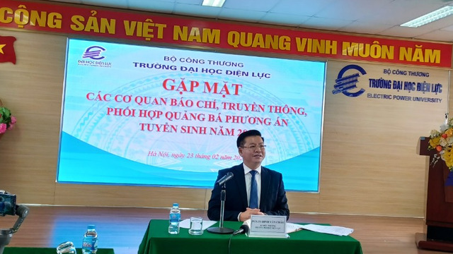 PGS.TS Đinh Văn Châu - Quyền Hiệu trưởng Trường Đại học Điện lực.