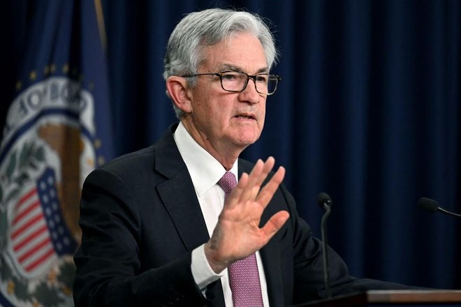 Ông Powell, Chủ tịch Fed nhấn mạnh lại rằng Fed có thể phải nâng lãi suất lên mức cao hơn dự báo trước đó.