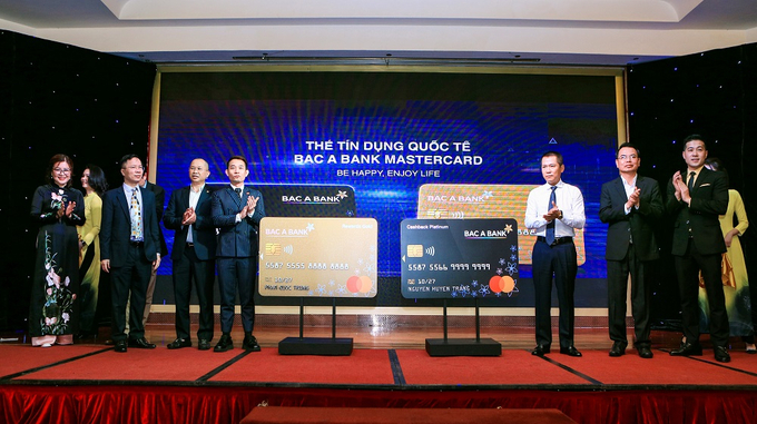 Ngân hàng TMCP Bắc Á (BAC A BANK) chính thức ra mắt thẻ tín dụng quốc tế mang thương hiệu MasterCard, với 2 dòng thẻ: BAC A BANK MasterCard Rewards Gold và BAC A BANK MasterCard Cashback Platinum.