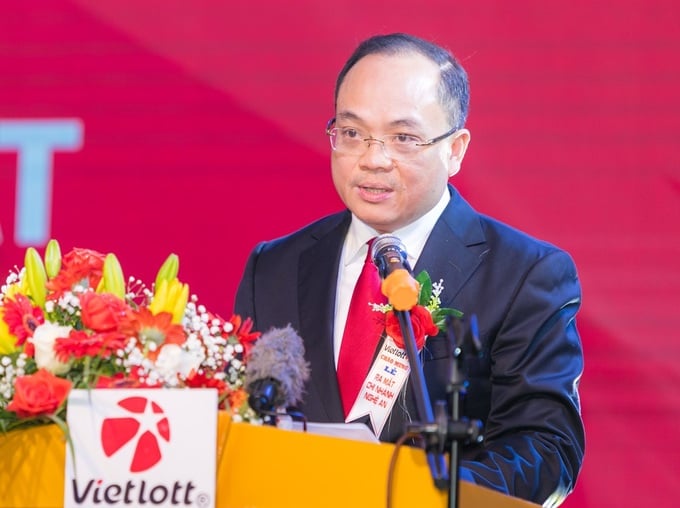 Ông Lê Văn Hoan giữ chức Chủ tịch VDB.