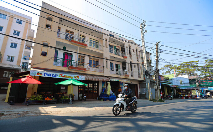 Công ty BĐS Phú Thịnh bị phạt 180 triệu đồng do có hành vi om phí bảo trì chung cư tại dự án chung cư nhà ở xã hội Phú Thịnh.