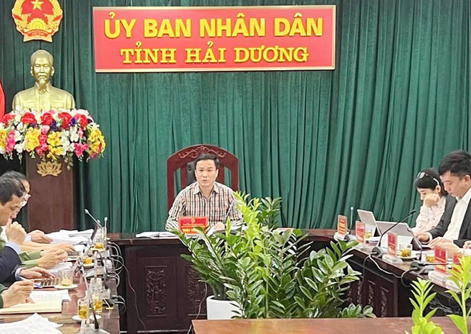Chủ tịch UBND tỉnh Hải Dương Triệu Thế Hùng yêu cầu xem xét chấm dứt hoạt động của những dự án chậm tiến độ.