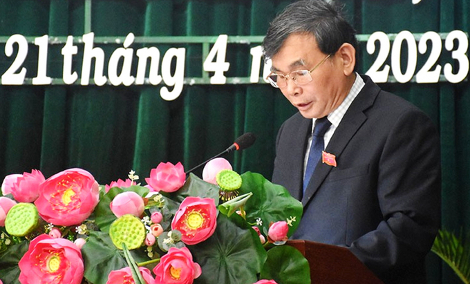 HĐND tỉnh Phú Yên đã thống nhất miễn nhiệm chức Phó chủ tịch HĐND tỉnh Phú Yên đối với ông Nguyễn Tấn Chân.