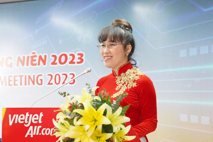 Chủ tịch HĐQT Vietjet - Bà Nguyễn Thị Phương Thảo phát biểu khai mạc Đại hội Cổ đông 2023. Ảnh: Quang Nguyễn