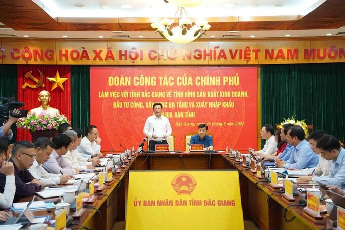 Bộ trưởng Bộ Công Thương Nguyễn Hồng Diên làm việc với lãnh đạo tỉnh Bắc Giang.