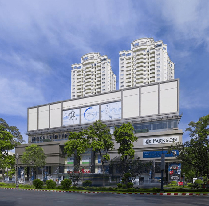 Tập đoàn Kido đang cải tạo lại nơi này với tham vọng biến Parkson Hùng Vương thành Vạn Hạnh Mall thứ hai.