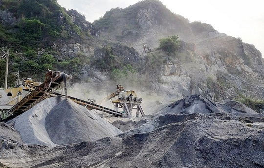 Công trường khai thác khoáng sản của Công ty TNHH chế biến đá tự nhiên Nam Thái Sơn