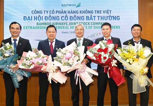 5 thành viên Hội đồng quản trị Bamboo Airways được bầu hồi tháng 7/2022.