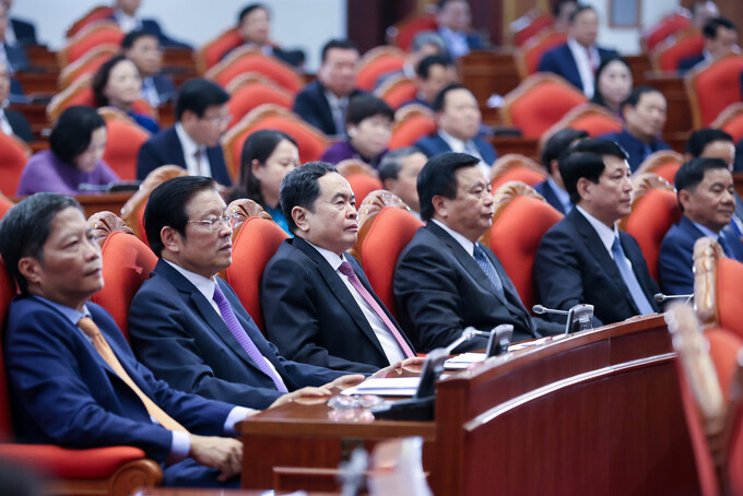 Bộ Chính trị lập đoàn kiểm tra công tác cán bộ tại Bình Phước và 2 bộ.