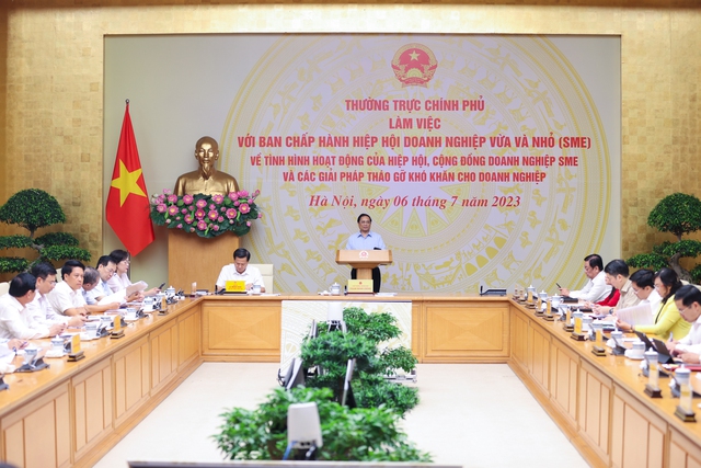 Thủ tướng Phạm Minh Chính chủ trì cuộc làm việc của Thường trực Chính phủ với Ban Chấp hành Hiệp hội Doanh nghiệp vừa và nhỏ (SME) Việt Nam.
