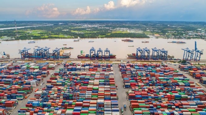 Cổ phiếu XDC của Công ty CP Xây dựng Công trình Tân Cảng bị Sở Giao dịch Chứng khoán Hà Nội đưa vào diện cảnh báo.