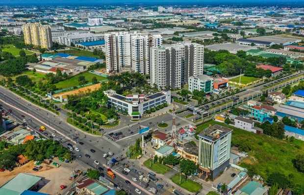 Tỉnh Bình Dương vừa ban hành Nghị quyết số 12 và 13 về việc thông qua quy hoạch Khu công nghiệp Cây Trường và Khu công nghiệp Việt Nam – Singapore 3 với tổng diện tích lên đến 1.500 ha.