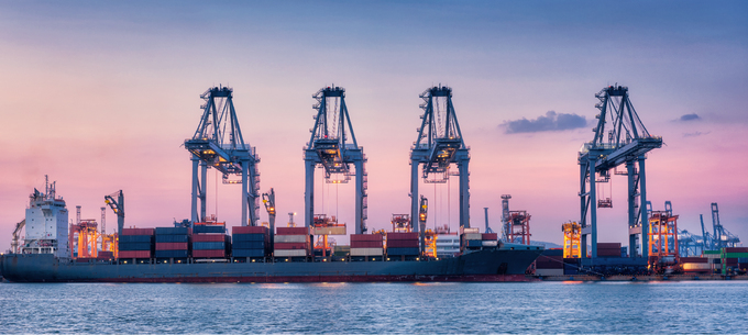 Khi hoàn thành, Cảng có thể tiếp nhận tàu container tải trọng lớn nhất thế giới hiện nay là 250.000 DWT (24.000 Teu). Ảnh minh họa.