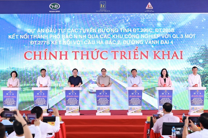 Thủ tướng Phạm Minh Chính dự Lễ khởi công dự án giao thông trọng điểm tỉnh Bắc Ninh.