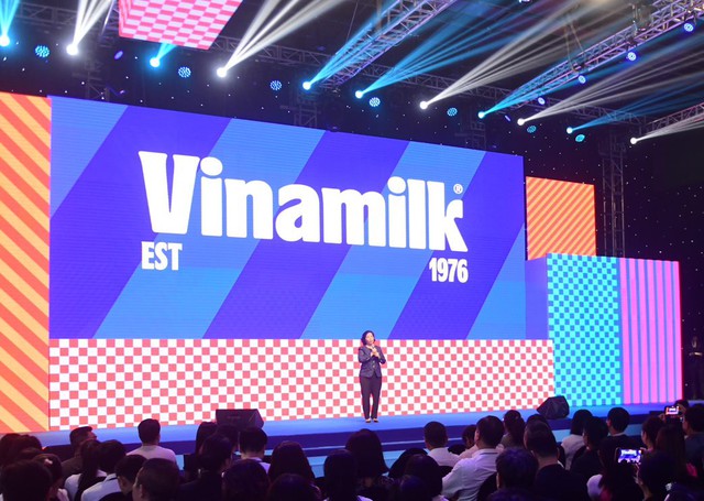 Bộ nhận diện thương hiệu mới của Vinamilk gây ấn tượng mạnh khi ra mắt.
