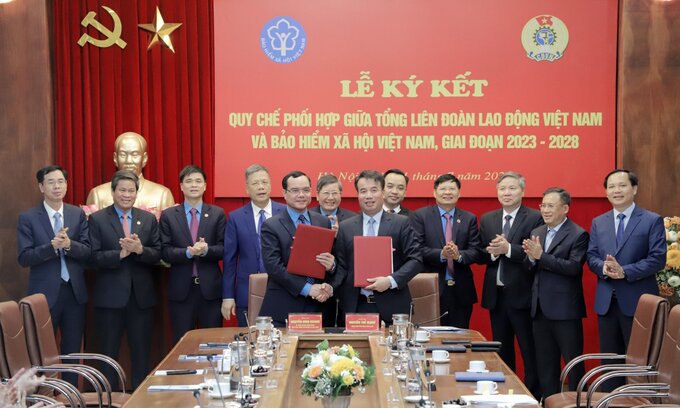 BHXH Việt Nam và Tổng Liên đoàn Lao động Việt Nam ký Quy chế phối hợp giai đoạn 2023-2028.