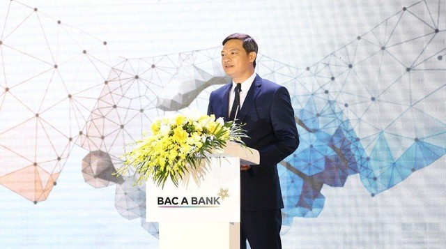 Ông Nguyễn Việt Hanh - Phó Tổng giám đốc BAC A BANK chia sẻ triết lý hoạt động Phục vụ khách hàng tốt nhất để phát triển, chú trọng hành trình trải nghiệm của các khách hàng ưu tiên.
