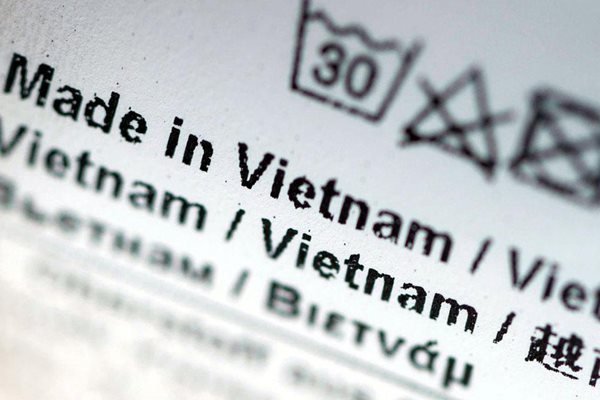 Bộ Công Thương đề xuất tạm dừng ban hành thông tư về hàng hóa sản xuất tại Việt Nam.