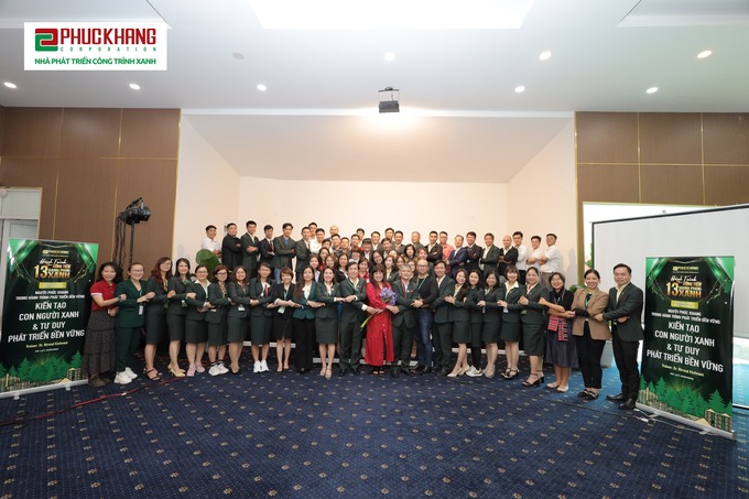 Đội ngũ nhân sự Phuc Khang Corporation tham gia khóa đào tạo nội bộ: “Người Phúc Khang trên hành trình phát triển bền vững” tổ chức định kỳ hằng năm