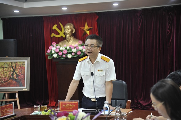 Tổng cục trưởng Tổng cục Thuế Mai Xuân Thành làm việc với Cục Thuế Hà Nội.