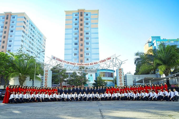 Hodeco còn nợ người lao động gần 3 tỷ đồng, quỹ khen thưởng phúc lợi là gần 57 tỷ đồng.