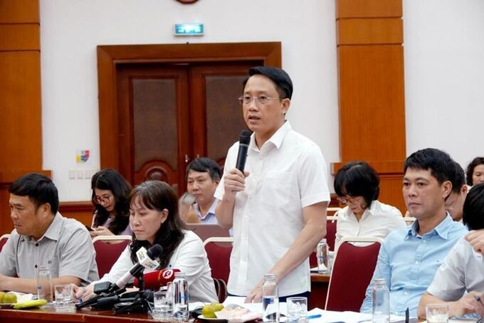 Phó tổng cục trưởng Tổng cục Thuế Mai Sơn cho biết sẽ chuyển đổi hoàn toàn mã số thuế theo mã định danh cá nhân.
