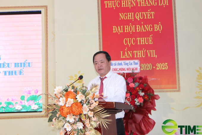Ông Nguyễn Hồng Quang - Phó Chủ tịch tỉnh Quảng Nam phát biểu tuyên dương các doanh nghiệp hoàn thành xuất sắc thuế 2022