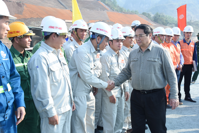 Thủ tướng Phạm Minh Chính thị sát Dự án Nhà máy Thuỷ điện Hoà Bình mở rộng hồi tháng 2/2023.