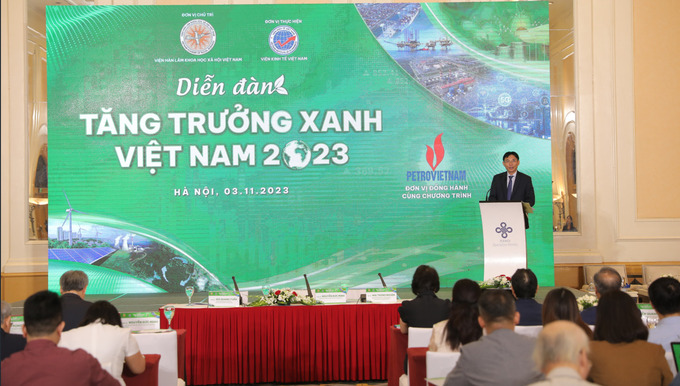 PGS.TS Nguyễn Đức Minh – Phó Chủ tịch Viện Hàn lâm KHXH Việt Nam phát biểu khai mạc chương trình