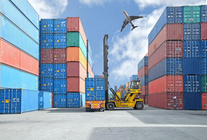 Cục Hải quan Tp.HCM “truy thu” nợ thuế quá hạn từ doanh nghiệp bằng việc tạm dừng thủ tục hải quan đối với hàng hóa xuất, nhập khẩu