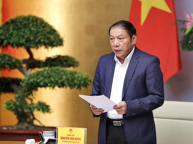 Bộ trưởng Bộ Văn hóa, Thể thao và Du lịch Nguyễn Văn Hùng.