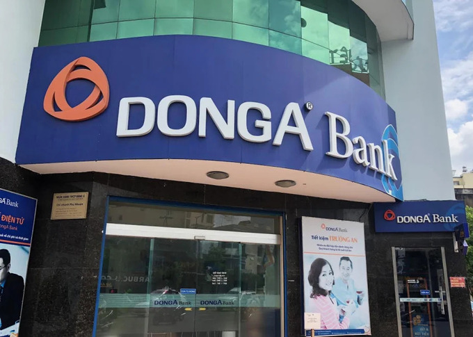 Phải chuyển giao bắt buộc Dong A Bank cho ngân hàng khác.