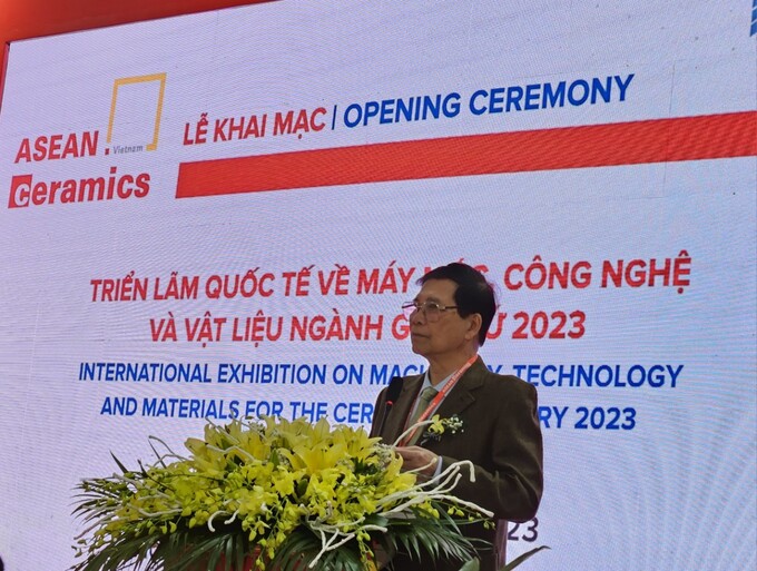 Ông Đinh Quang Huy, Chủ tịch Hiệp hội Gốm sứ Xây dựng Việt Nam.